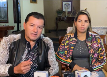 Jhonny Fernández acusa a Luis Fernando Camacho de un ‘ataque vandálico’ a su domicilio en Santa Cruz