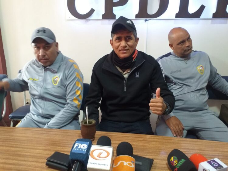 José Peña pide perdón a Fernando Costa: ‘Cometí un grave error’