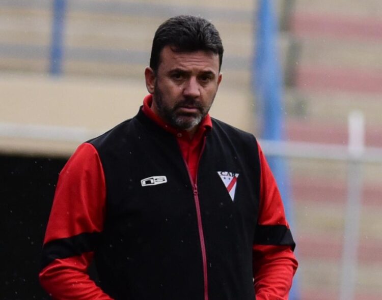 Always Ready demanda a Julio Baldivieso por $us 3 millones