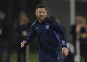 ‘¿Qué mirás, bobo?’ de Messi en el Mundial, furor comercial