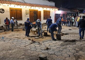 Santa Cruz espera su efemérides con una sociedad polarizada y su dirigencia política dividida