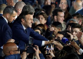 La Cancillería de Bolivia felicita a Macron y augura continuidad en la relación amistosa bilateral