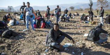 Marruecos aumenta condena a 18 migrantes por letal intento de entrada a enclave español