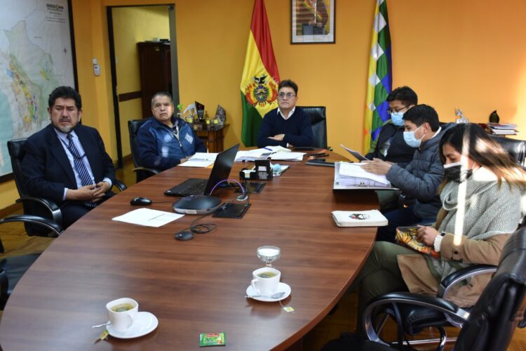 Bolivia y China coordinan acciones para consolidación del proyecto de refinería de zinc