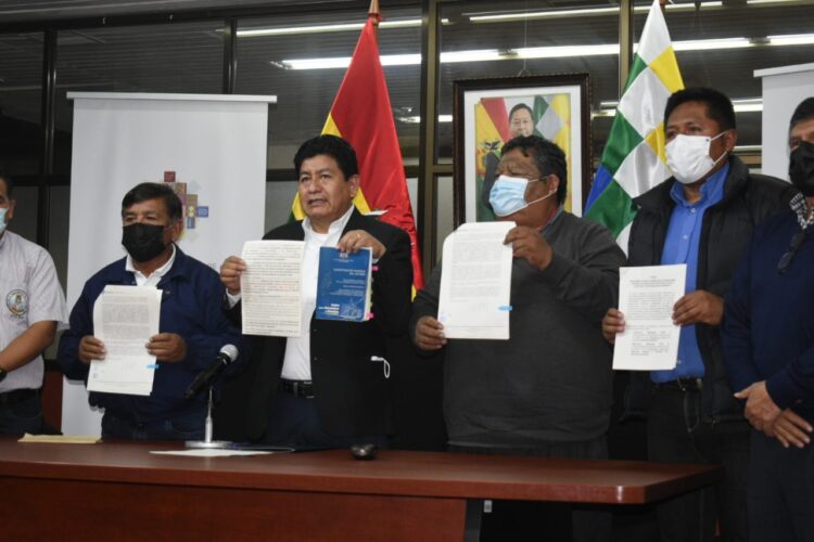 Con resolución, el Gobierno anula monopolio para la importación de vehículos nuevos