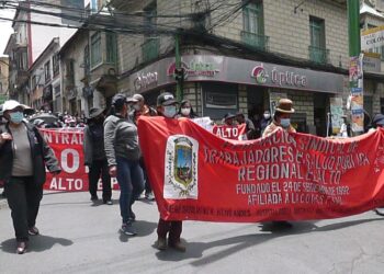 Trabajadores en salud empiezan la huelga, el Gobernador ve injustificada la medida