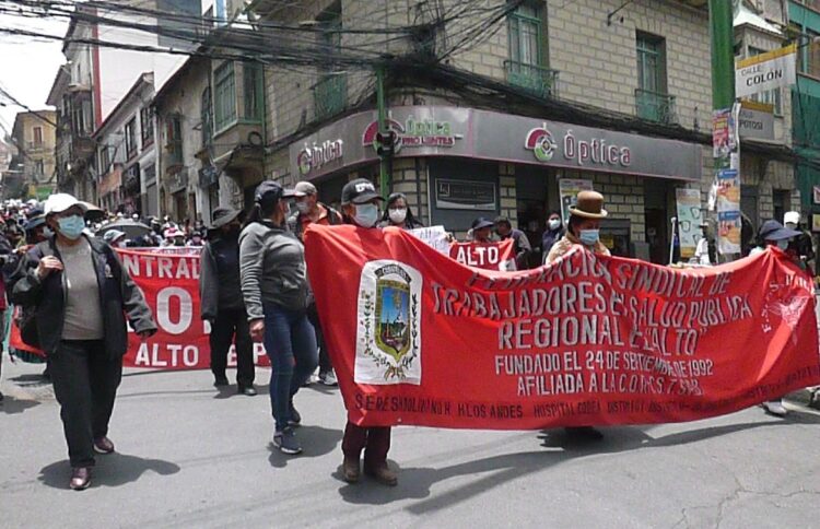 Trabajadores en salud empiezan la huelga, el Gobernador ve injustificada la medida