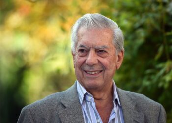 Vargas Llosa, ‘impaciente’ por entrar en Academia Francesa (secretaria perpetua)