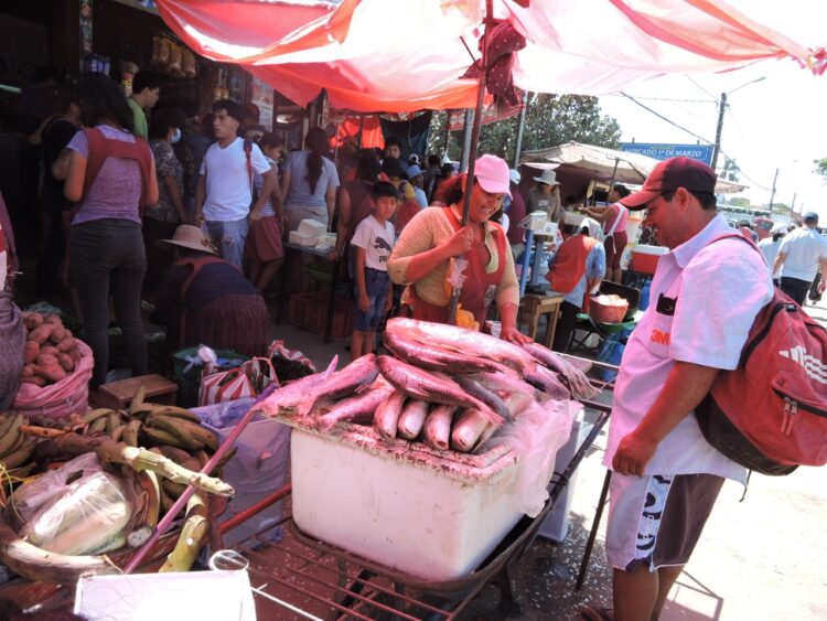 Critican control sobre el abastecimiento que ejerce el Comité Cívico en Santa Cruz
