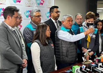 ‘Traicionado’, Arias anuncia procesos y Asamblea de la Paceñidad por norma de construcciones