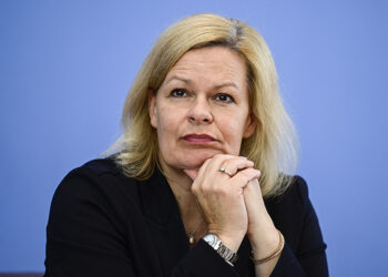 La ministra del Interior de Alemania, Nancy Faeser, ha decidido finalmente asistir al primer partido de la selección de su país en la Copa del Mundo