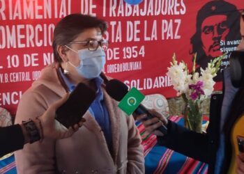 Gobierno descarta descuentos a trabajadores perjudicados por el paro en Santa Cruz