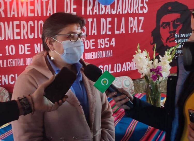Gobierno descarta descuentos a trabajadores perjudicados por el paro en Santa Cruz