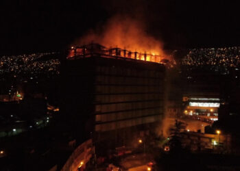 Subalcalde afirma que el Mall Gran Vía incendiado es ilegal y que hay 11 procesos