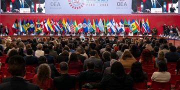Asamblea de la OEA abre en Lima con mensaje de presidente de Ucrania