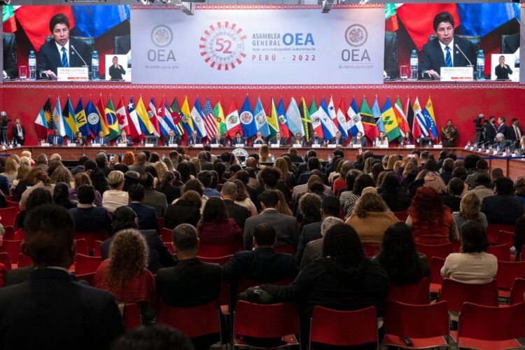 Asamblea de la OEA abre en Lima con mensaje de presidente de Ucrania