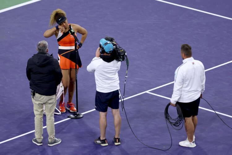 Naomi Osaka llora en Indian Wells tras ser insultada desde la grada