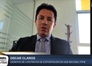 El gerente de Contratos de Gas de YPFB, Óscar Claros, en La Razón.