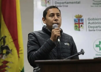 Bolivia coordina con Interpol para capturar a Pacheco; no hay registro de su salida del país