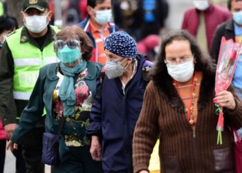 Salud apuesta por la vacunación y la bioseguridad para combatir la sexta ola