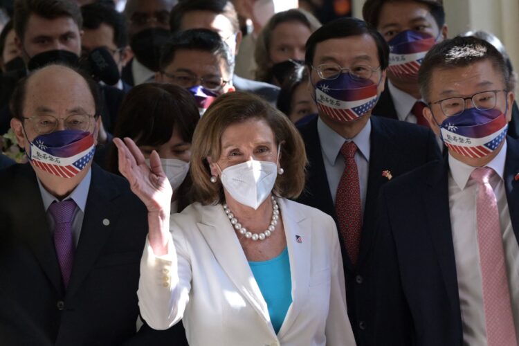 China condena visita de Pelosi a Taiwán y advierte que se infringió su soberanía
