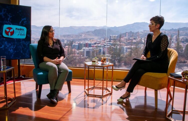 El alcalde Arias y diputado Reyes censuran el documental ‘Noviembre rojo’