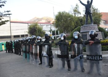 La Policía despliega efectivos ‘en todos lados’ por movilizaciones, pero se focaliza en Villa Fátima