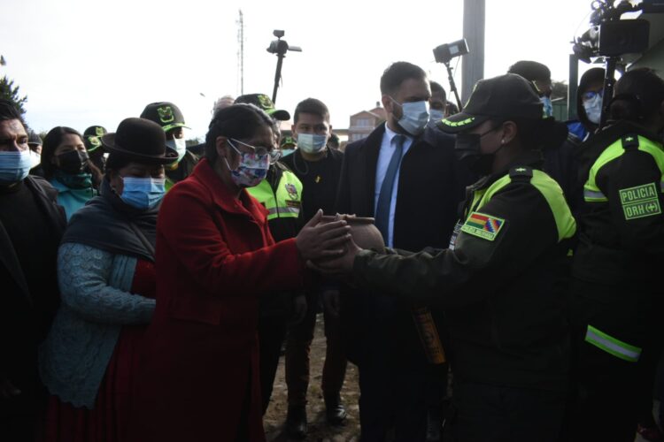 El Alto contará con 100 nuevos policías para bajar los índices de inseguridad