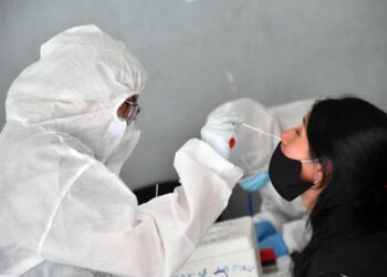 En medio de la sexta ola, en La Paz se realizan hasta 3.000 pruebas por día