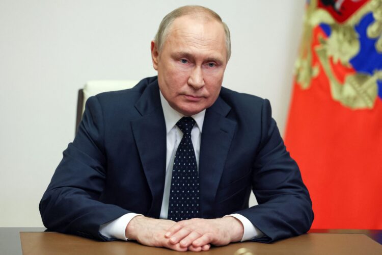 Separatistas de Lugansk y Jersón piden a Putin anexión a Rusia