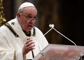 Papa Francisco: Se debe tratar mejor a las suegras, pero que ellas no critiquen