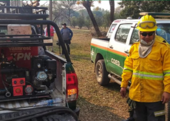 Acción conjunta entre Defensa Civil y la Gobernación cruceña logra sofocar varios incendios