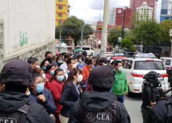 Hay tensión en el penal de Miraflores entre detractores y seguidores de Áñez. Foto: Roberto Guzmán