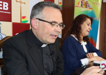 La Iglesia Católica se incluye en el debate y dice que ‘mestizos somos todos’
