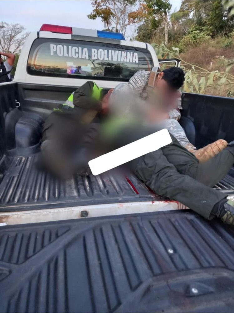 Fallecen tres uniformados en balacera en el municipio cruceño de Porongo