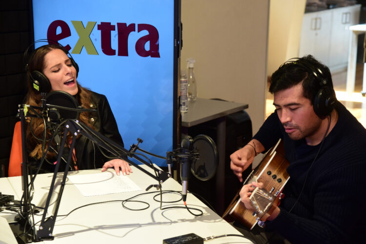 Diego Heredia y Pia Gambarte, llenaron de pop y rock latino La Razón Radio