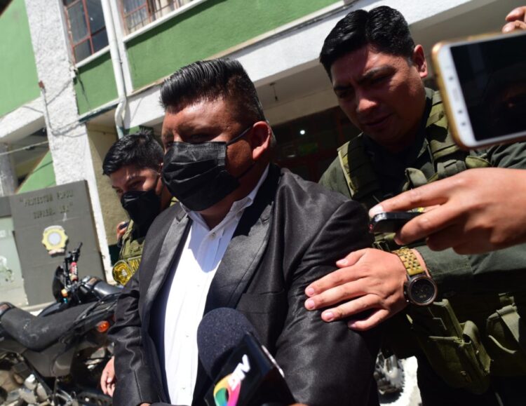 Apaza apelará su expulsión y se ve amedrentada por el caso Quelali; Heredia la acusa de agredirlo