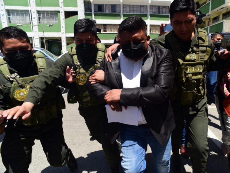 Acusado de favorecer a sus allegados en la FUL, Quelali es enviado a San Pedro por dos meses