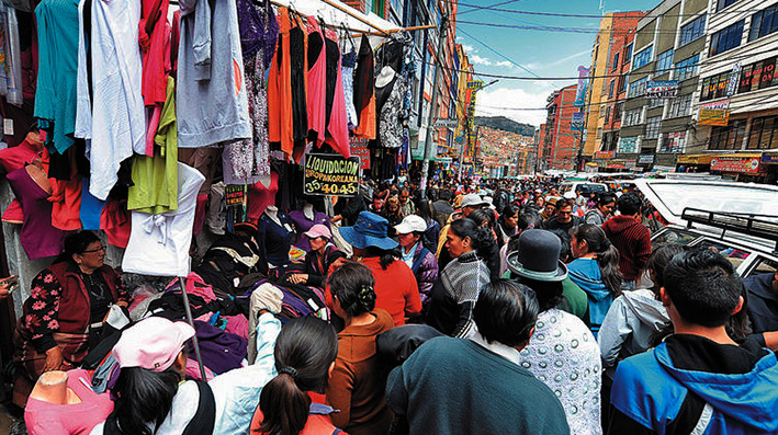 Cierran las calles por las ferias antes de Navidad. Foto: RC
