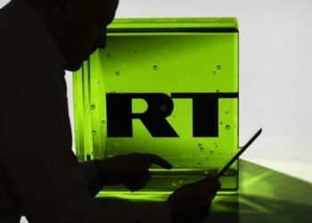 Televisión pública rusa en inglés RT, retirada de antena en el Reino Unido (ministra)