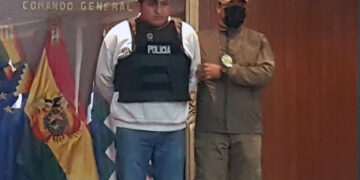 El psicópata sexual que enterró en su casa a dos adolescentes es enviado a Chonchocoro