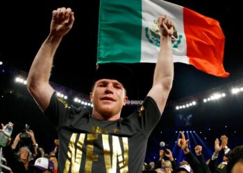 Boxeador mexicano ‘Canelo’ Álvarez ofrece disculpas a Messi