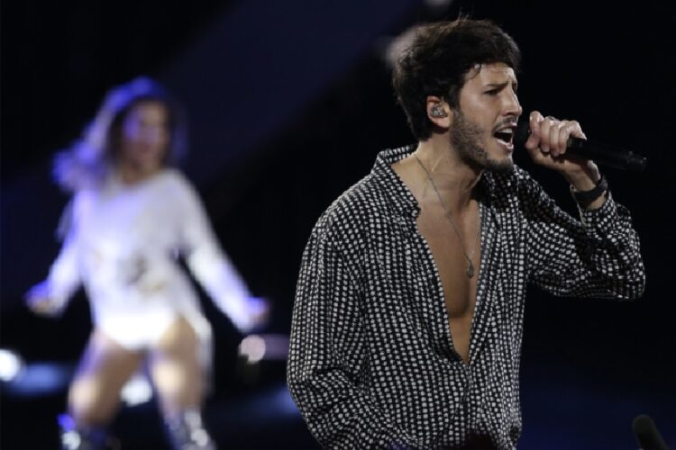 Sebastián Yatra regresará al país
