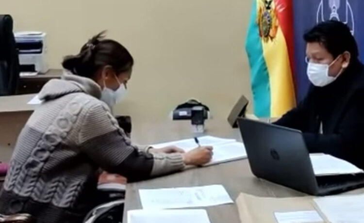 La abogada Gladis Pozo Rodríguez es la primera mujer en postular a Defensora del Pueblo