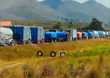 Exportadores bolivianos a Perú pueden llegar a destino vía Chile, alternativa abierta por bloqueo a Desaguadero