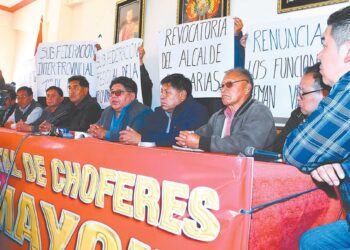 Sindicato 1º de Mayo rechaza cumbre de transporte