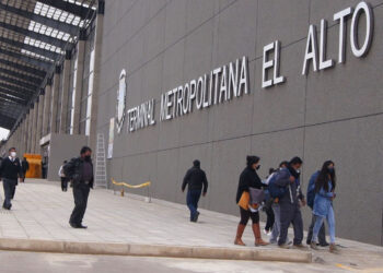 La Alcaldía de El Alto obliga con una ley el traslado de buses a la nueva Terminal Metropolitana