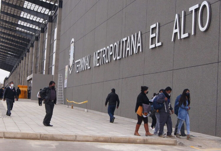 La Alcaldía de El Alto obliga con una ley el traslado de buses a la nueva Terminal Metropolitana