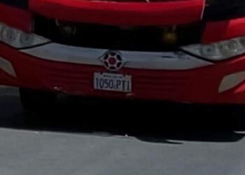 El bus infractor ya fue identificado por el número de placas.