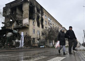 Ucrania afirma que reconquistó tres localidades cerca de Járkov